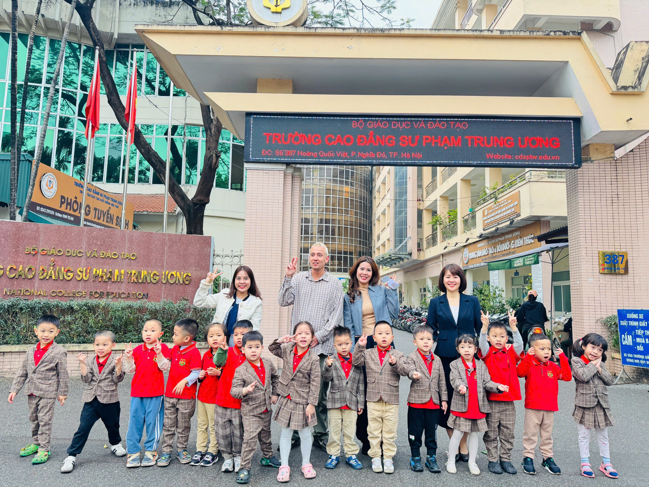 "HÀNH TRÌNH KHÁM PHÁ THẾ GIỚI TỰ NHIÊN – DỰ ÁN “KHỦNG LONG”